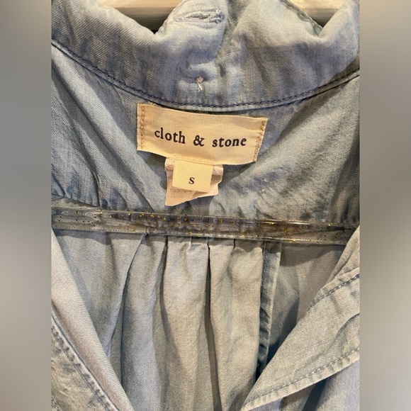 Anthropologie cloth and stone sleeveless split back top size S - Picture 3 of 5